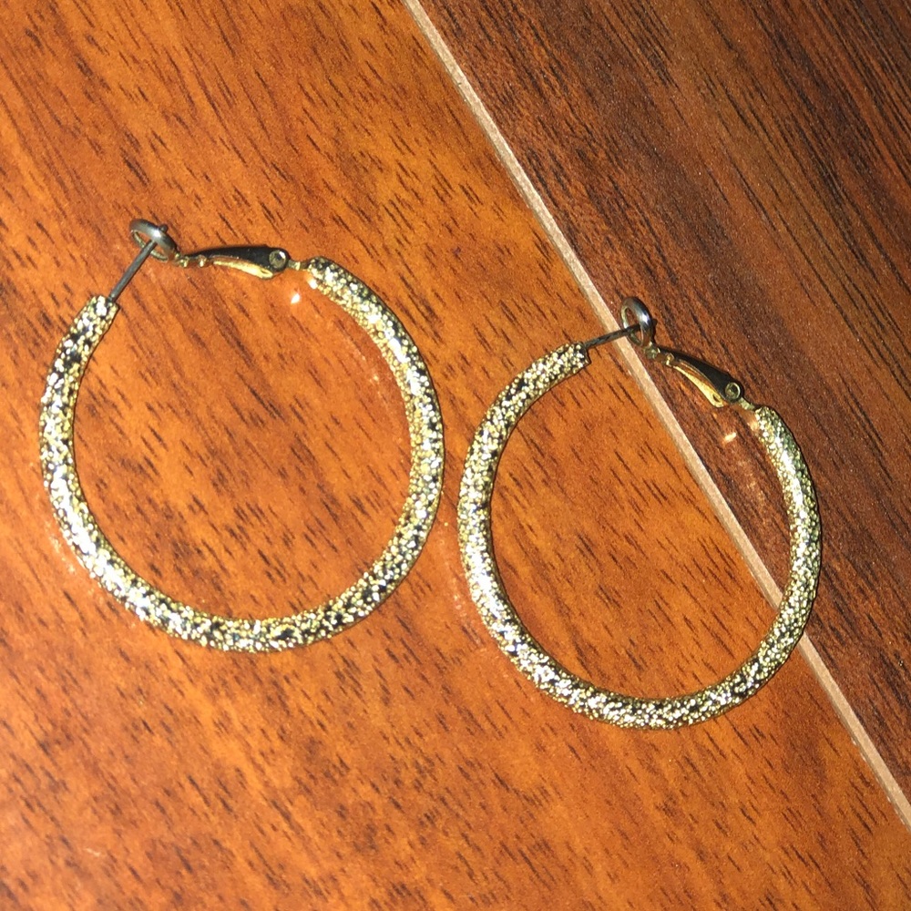 Gold hoop earrings 👂:)) send offers!
